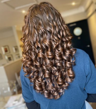 curly hair specialist hairdressers near me