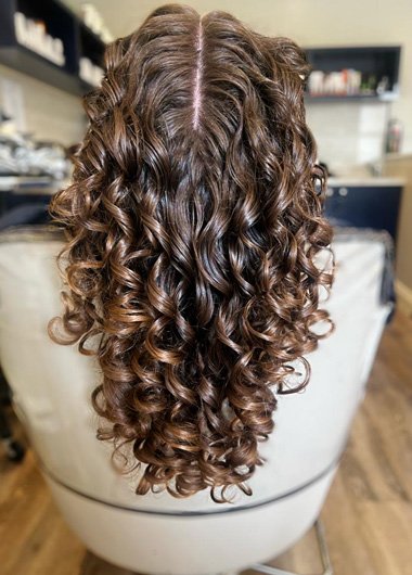 curly hairdressing salons near me